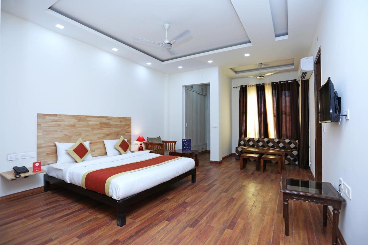 Oyo 6576 Viskon Rooms Gurgaon Zewnętrze zdjęcie